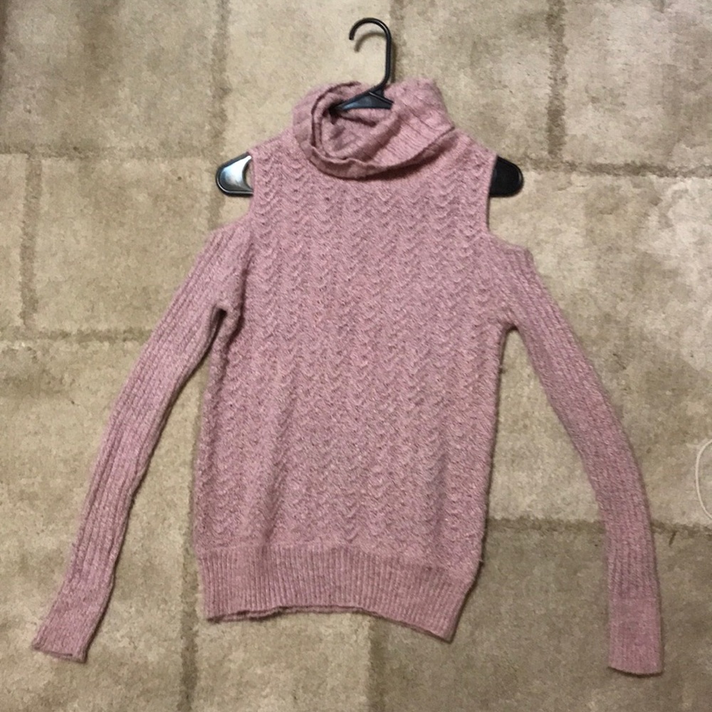 Maroon Turtle Neck